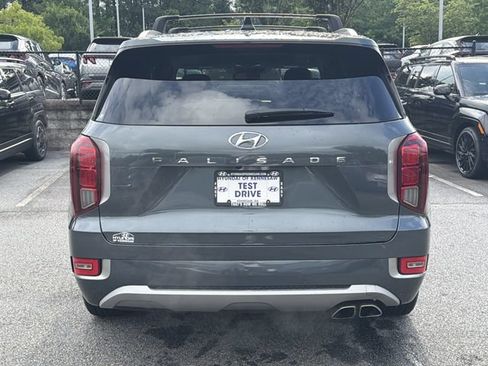Used 2021 Hyundai Palisade Limited FWD image 6