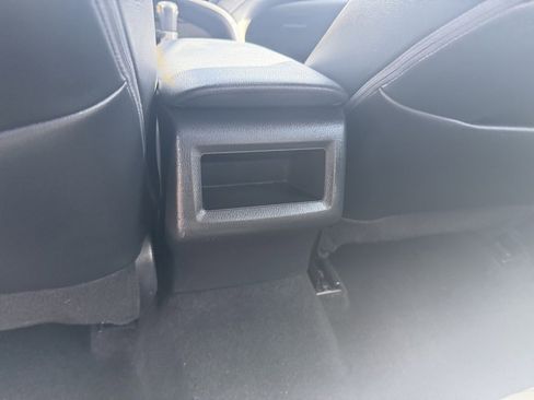 Used 2024 Toyota Camry SE image 34