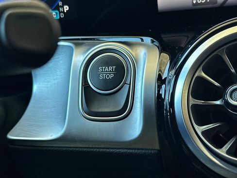 Certified 2024 Mercedes-Benz EQB 300 4MATIC image 29
