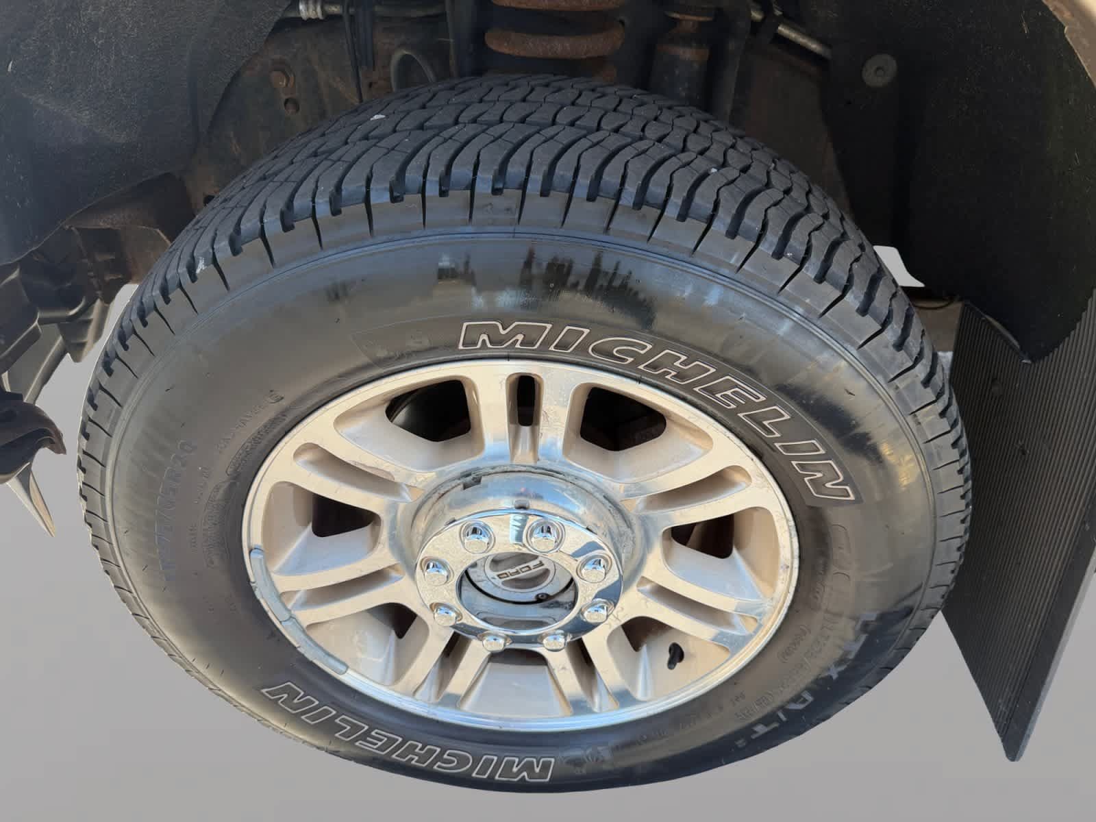 Used 2011 Ford F350 King Ranch w/ King Ranch w/Chrome Pkg AWD/4WD image 8