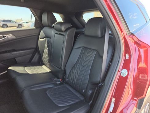 Used 2023 Kia Sportage X-Line AWD/4WD image 13