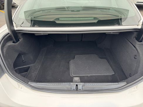 Used 2017 Alfa Romeo Giulia Sprint w/ Cold Weather Package image 8