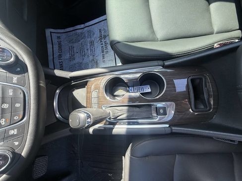 Used 2020 Chevrolet Malibu Premier FWD image 21