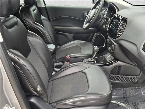 Used 2020 Jeep Compass Latitude image 20