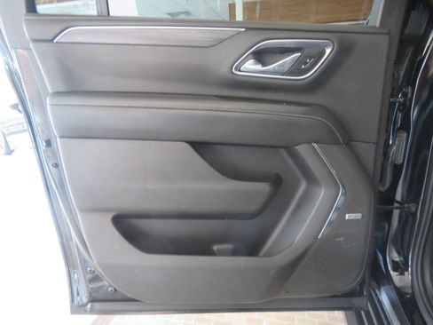 Used 2021 GMC Yukon XL SLT RWD image 18
