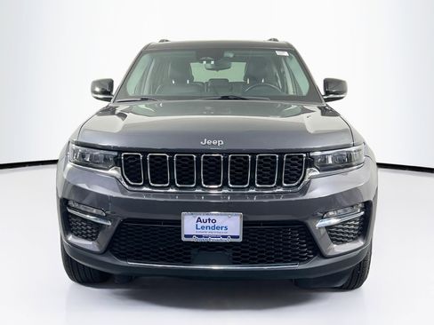 Used 2022 Jeep Grand Cherokee Limited image 2