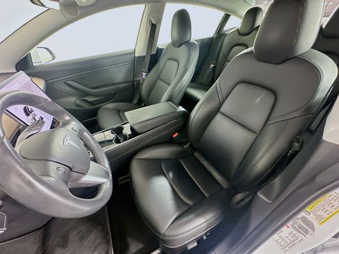 Used 2018 Tesla Model 3 Mid Range RWD image 13