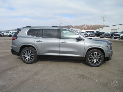 New 2026 GMC Acadia Denali Ultimate image 3