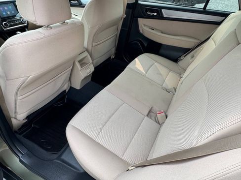 Used 2018 Subaru Outback 2.5i Premium AWD/4WD image 14