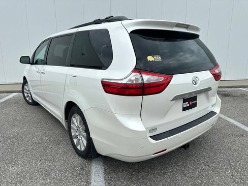 Used 2015 Toyota Sienna Limited Premium AWD/4WD image 5