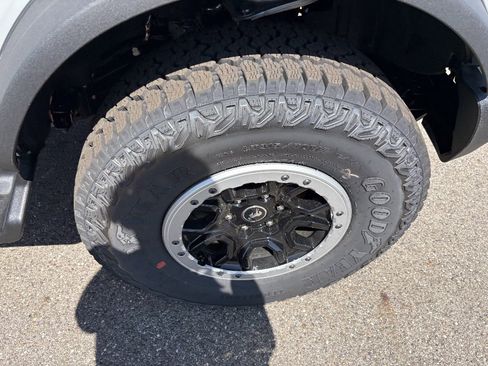 New 2026 Ford Bronco Outer Banks AWD/4WD image 12