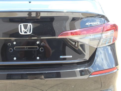 Used 2025 Honda Civic Sport image 5