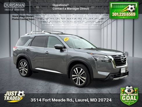 Used 2025 Nissan Pathfinder Platinum w/ Cargo Package AWD/4WD image 1