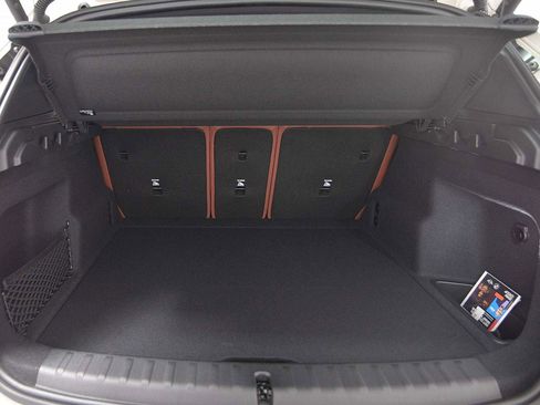 Used 2026 BMW X1 xDrive28i w/ Technology Package image 10