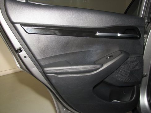 Used 2024 Kia Seltos EX image 13