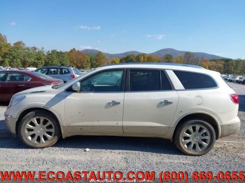 Used 2011 Buick Enclave CXL image 6