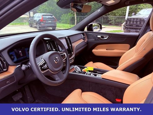 Certified 2023 Volvo XC60 B5 Ultimate w/ Climate Package FWD image 19