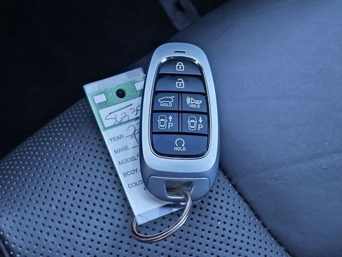 Used 2023 Hyundai Santa Fe Calligraphy image 37