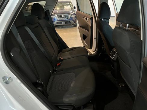 Used 2025 Kia Sportage LX FWD image 37