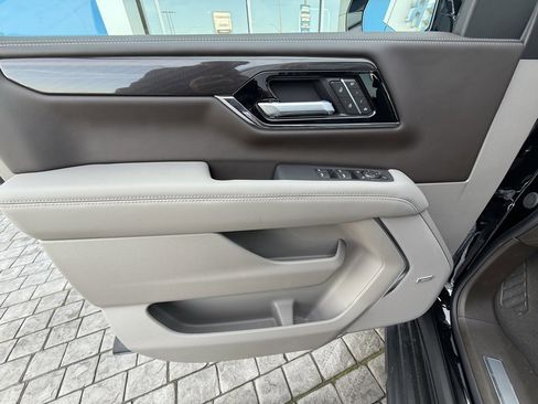 New 2026 GMC Yukon XL Elevation w/ Elevation Premium Package image 31