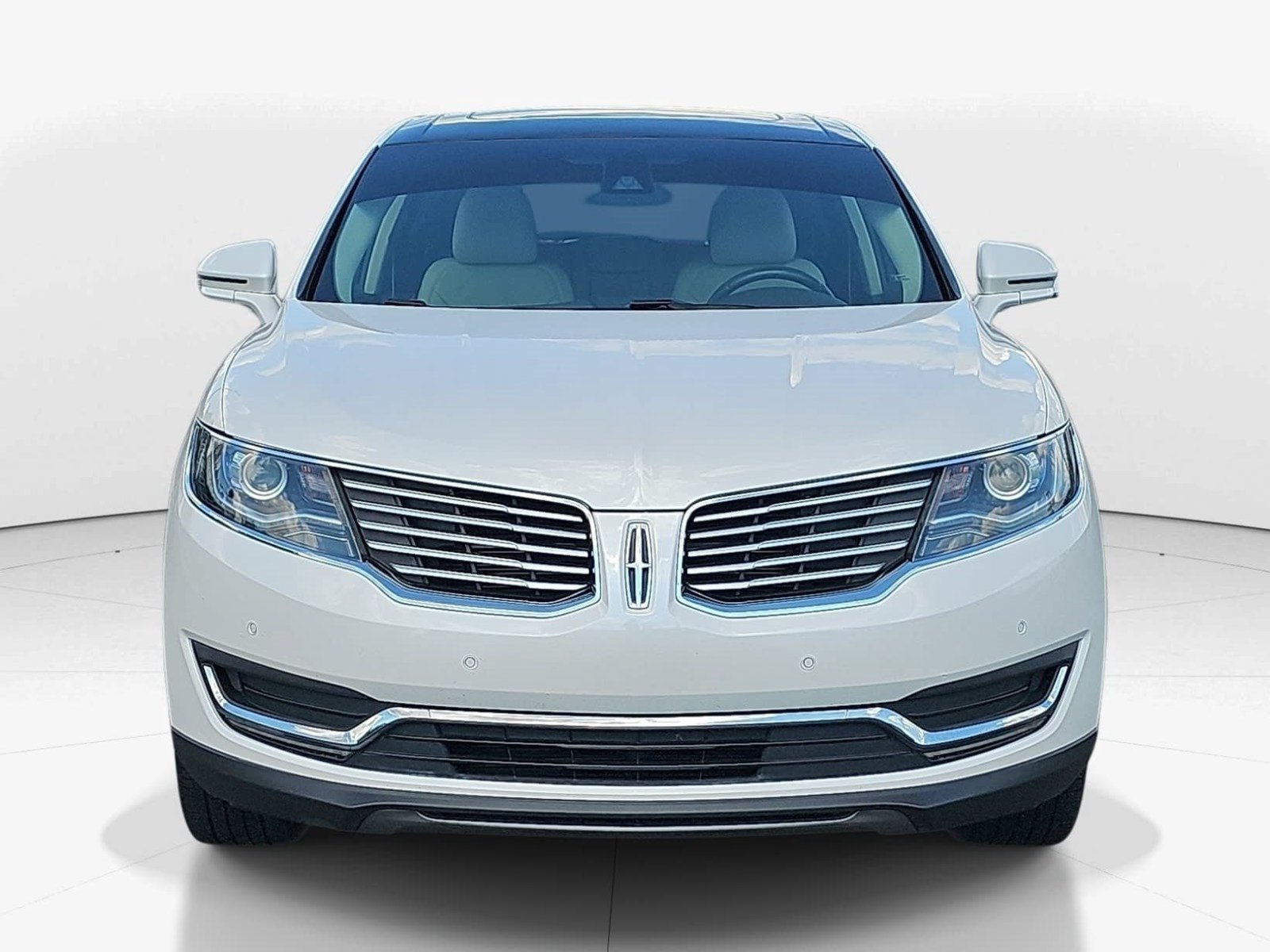 Used 2017 Lincoln MKX Reserve AWD/4WD image 9
