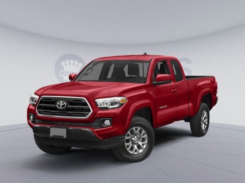 Used 2017 Toyota Tacoma TRD Off-Road w/ Tow Package image 1