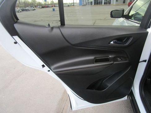 Used 2021 Chevrolet Equinox Premier FWD image 19