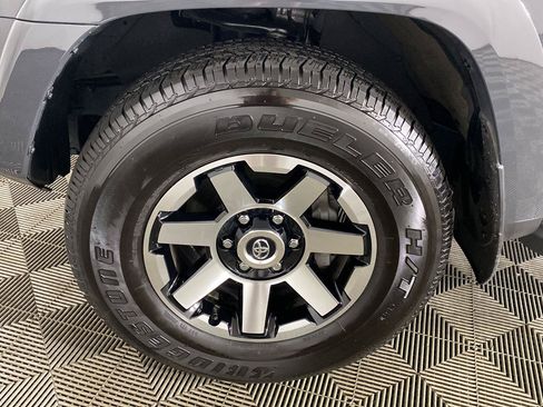 Used 2024 Toyota 4Runner TRD Off-Road Premium w/ Moonroof Package AWD/4WD image 19