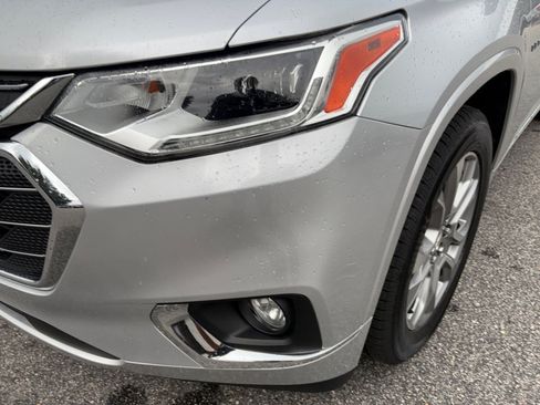 Certified 2019 Chevrolet Traverse Premier w/ Driver Confidence II Package FWD image 26