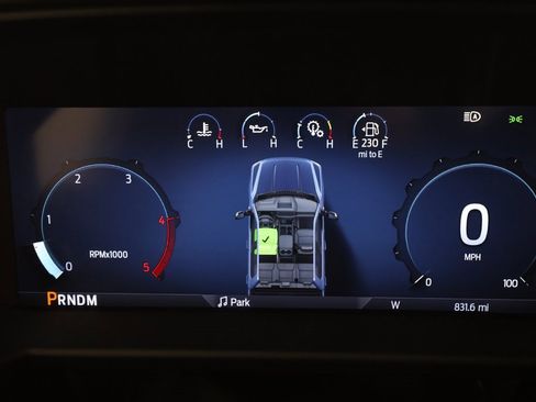 Used 2024 Ford F450 Platinum w/ FX4 Off-Road Package image 22