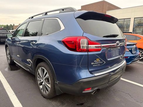 Used 2022 Subaru Ascent Touring AWD/4WD image 2