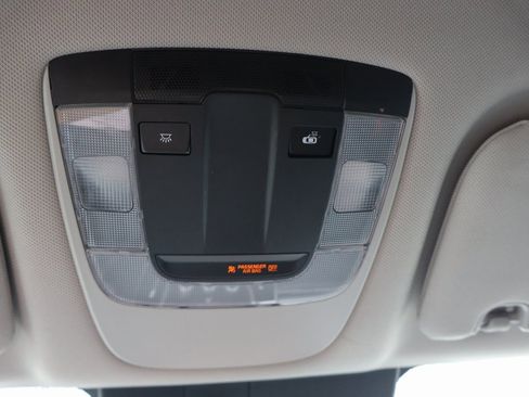 Used 2022 Kia Sorento LX image 15