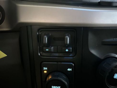 Used 2023 Ford F250 XL w/ XL Chrome Package image 24