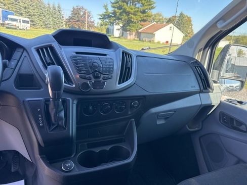 Used 2017 Ford Transit 150 XLT image 13