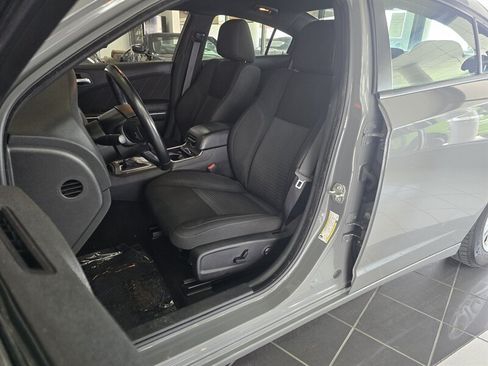 Used 2023 Dodge Charger SXT RWD image 9