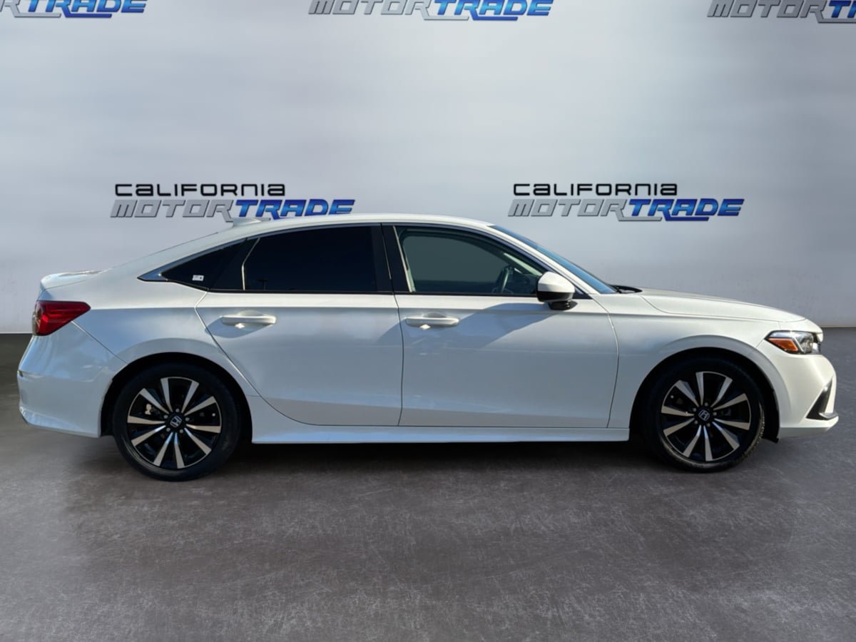 Used 2023 Honda Civic EX image 4