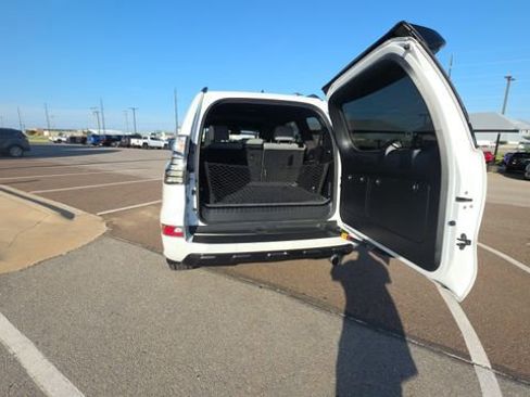Used 2023 Lexus GX 460 w/ Black Line Special Edition AWD/4WD image 27