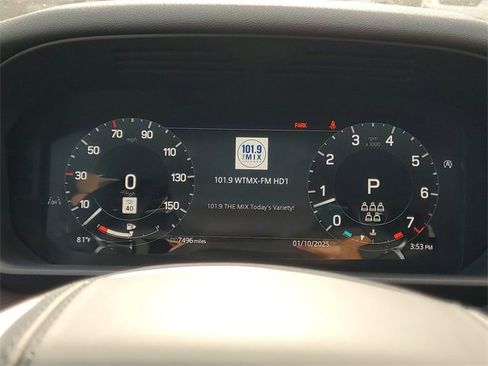 Used 2024 Land Rover Discovery Dynamic SE image 28