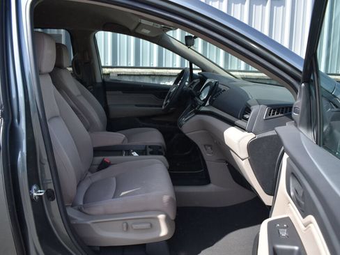 Used 2019 Honda Odyssey EX image 24