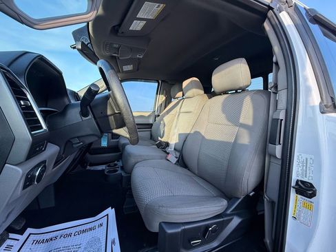 Used 2015 Ford F150 XLT w/ Equipment Group 302A Luxury image 9