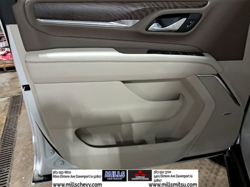 Used 2024 GMC Yukon XL Denali w/ Max Trailering Package image 9