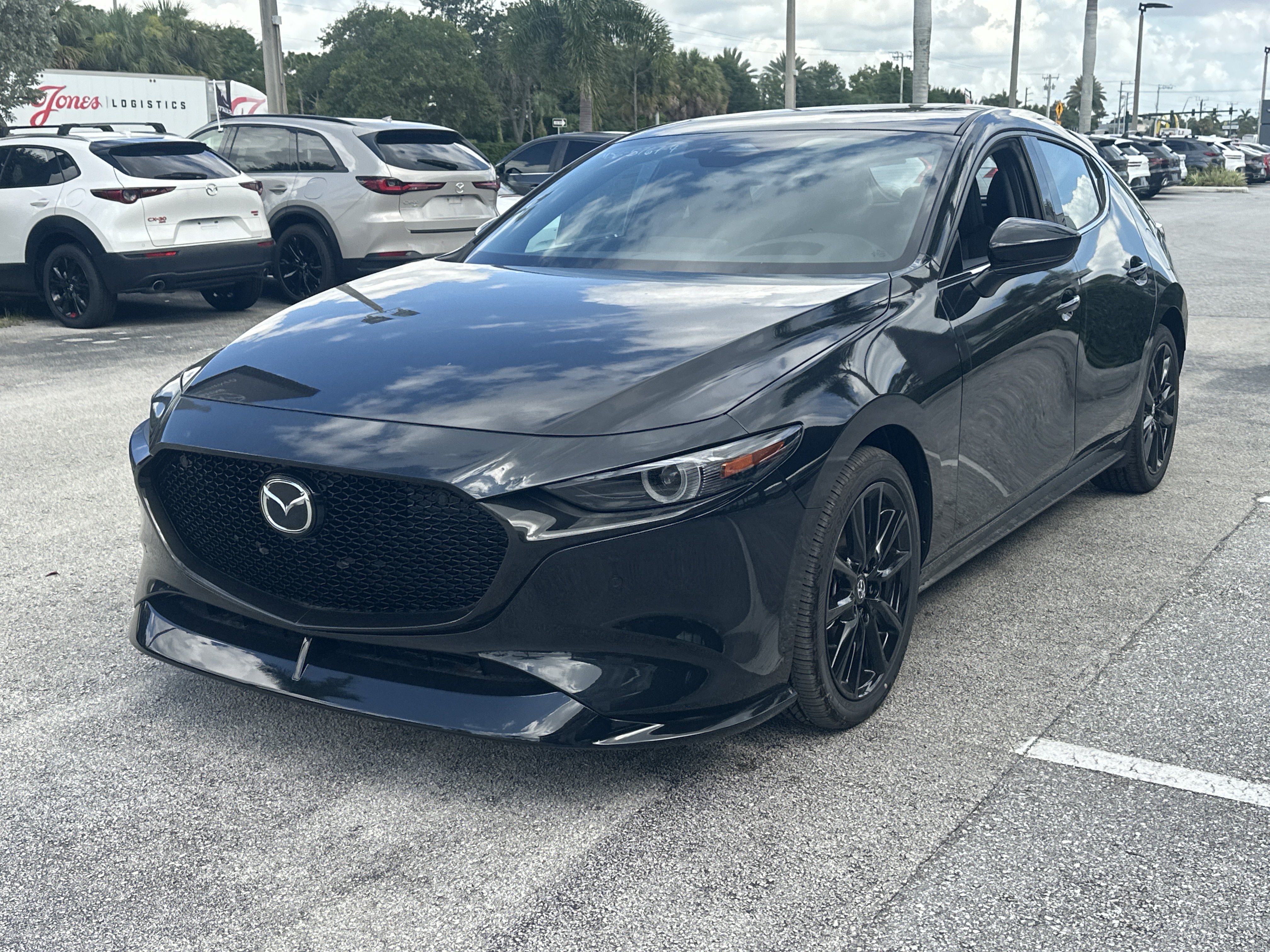 New 2026 MAZDA MAZDA3 Hatchback w/Premium Plus Pkg AWD/4WD image 3