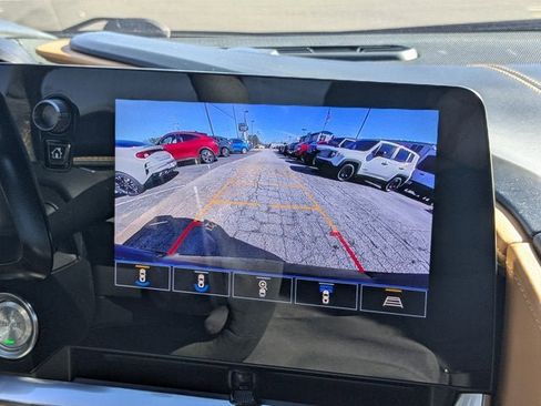 Used 2023 Chevrolet Corvette Stingray Premium Conv w/ Z51 Performance Package image 21