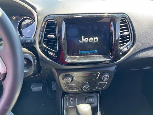 Used 2019 Jeep Compass Altitude image 11