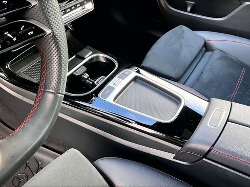 Used 2025 Mercedes-Benz CLA 250 4MATIC image 16
