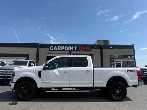 Used 2017 Ford F250 Lariat w/ Lariat Ultimate Package AWD/4WD image 7