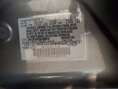 Used 2016 Nissan Versa SV w/ SV Tech Package FWD image 31