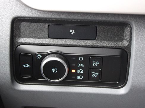 Used 2023 Ford F250 XL w/ STX Appearance Package image 22