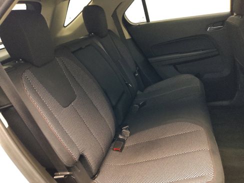 Used 2017 Chevrolet Equinox LT w/ Convenience Package image 19