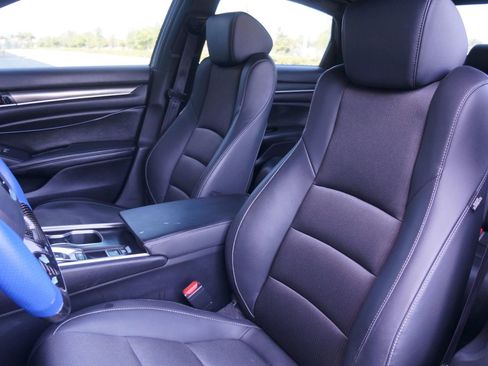 Used 2022 Honda Accord Sport image 26